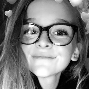 Meet your Posher, Skyler